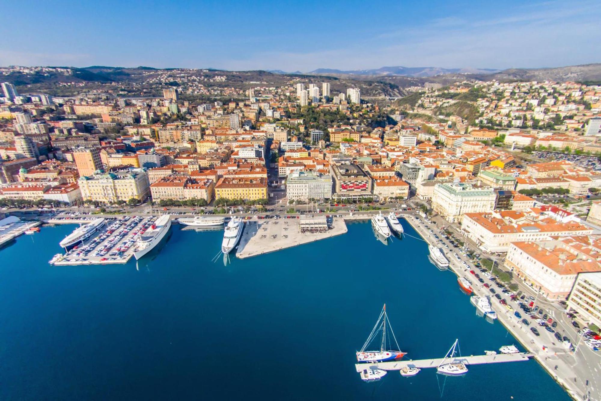Apartment Number 1 Deluxe Rijeka